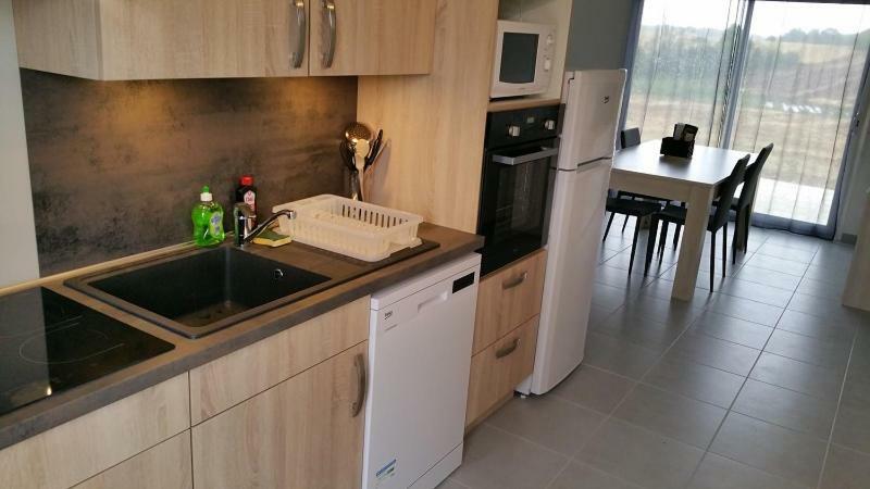 Hendia Apartment Жонзак Екстериор снимка